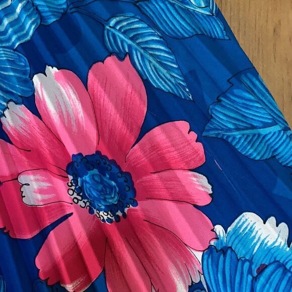 Unique Handmade Allover Pleated Blouse, S/M - Picture 4 of 5